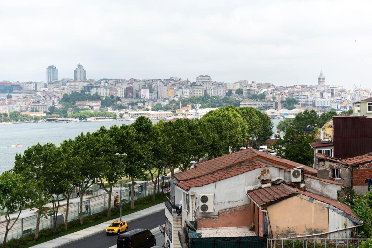 Istanbul Old City Colorful Houses Balat Petrion Hotel Zewnętrze zdjęcie
